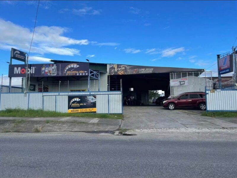 Local comercial con centro de lubricación en Cañas, Guanacaste